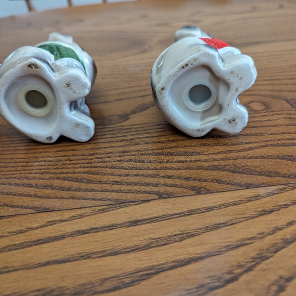 COPY - Ceramic pug salt and pepper shakers. Wearing Christmas sweaters. - Picture 5 of 5
